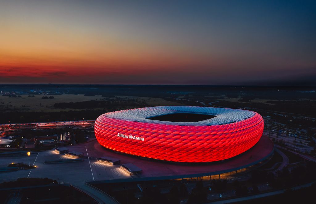 Ein Fußballspiel anschauen als eines der besten Dinge, die man in München für junge Erwachsene tun kann